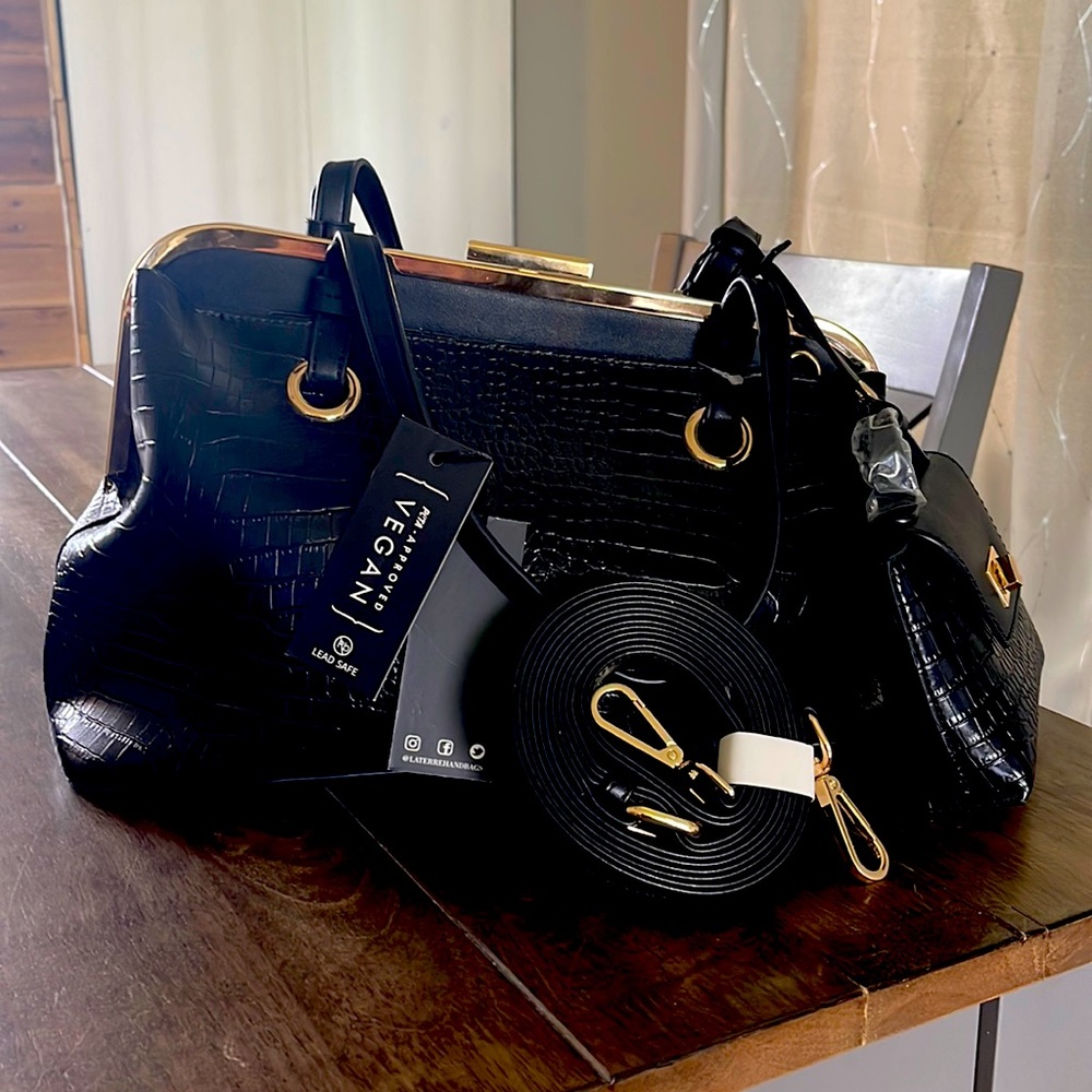 Black purse